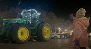 Santas choose John Deere over reindeer.