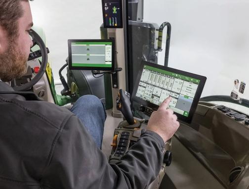 The new John Deere StarFire 7000 receiver offers improved signal stability and reliability